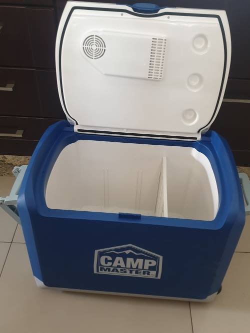 Camp Master 40L THERMO ELECTRIC COOLER & WARMER