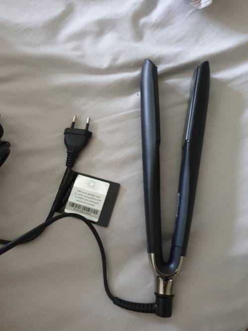 GHD Platinum + black styler - previously loved