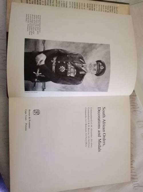 Book South African Orders Decrations and Medls