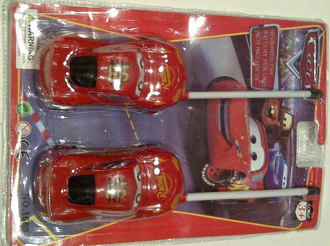 CARS WALKIE TALKIES - FOR HOURS OF FUN-FILLED COMMUNICATION!
