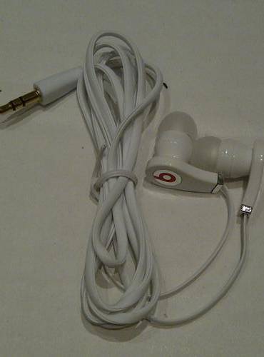 COLOURFUL STEREO EARPHONES! GREAT SOUND!!!