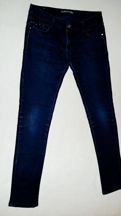 H-Twenty One Sexy Figure Hugging Dark Blue Skinny Leg Jeans Size 6/30