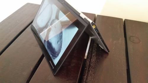 Lenovo Yoga 2 - 11.6" - TOUCH SCREEN - Intel Core i3-4012Y - 500GB SSHD - 4GB RAM  - 1.50 GHz