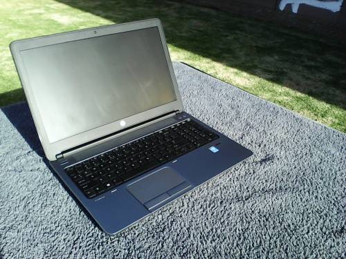 HP ProBook 650 G1 - 15.6" - i5-4210M - 1.5 TB HDD - 8 GB RAM  - 2.60 GHz