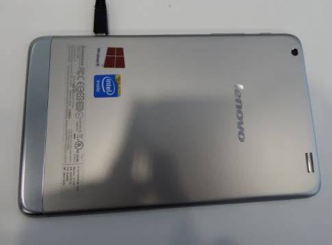 LENOVO MIIX 2 - 1.33 GHZ - 64 GB SAMSUNG SSD - 2GB RAM -WINDOWS 8.1
