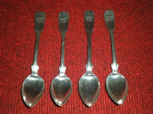 4 Silver Spoons