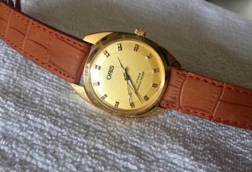 Vintage Oris Manual Wind Watch with patterned dial