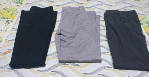 3 pairs Ladies pants on auction