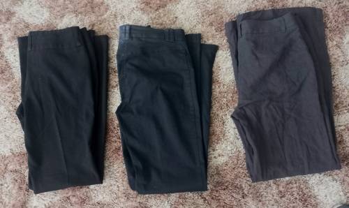 Ladies 3 pairs pants