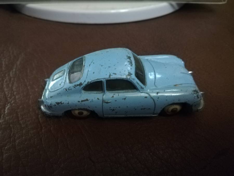 Dinky Toys Porsche 356a