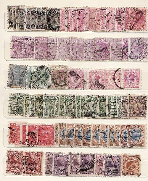 New Zealand - A small s/book with 1150+ stamps.