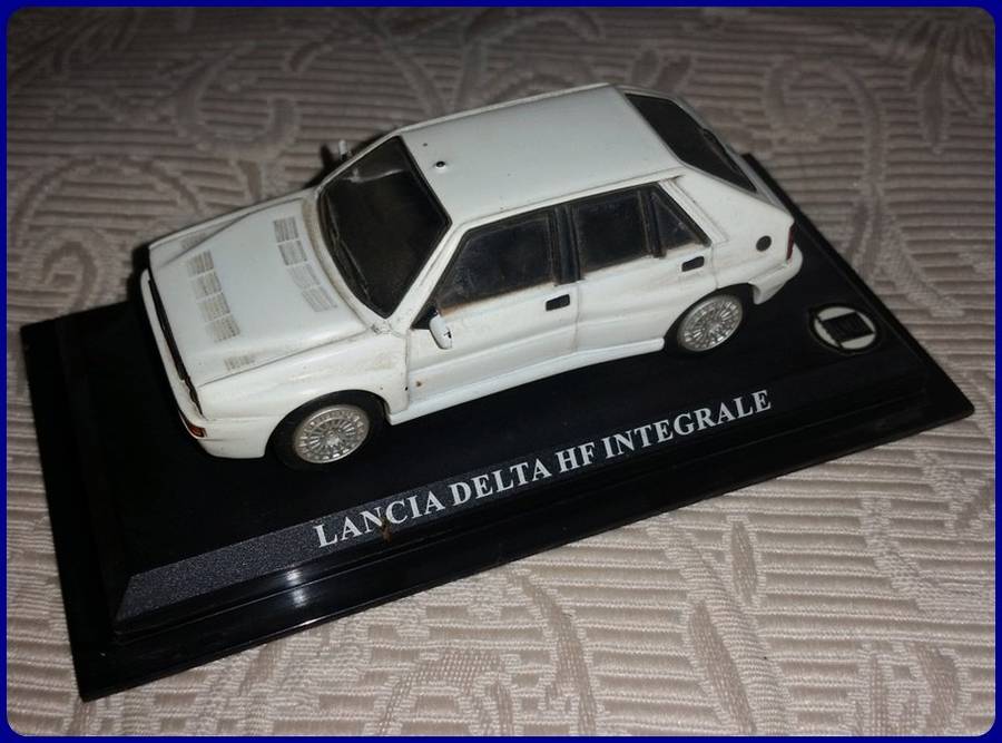 1987 LANCIA DELTA HF INTERGRAVE - 1/43 SCALE - DEL PRADO