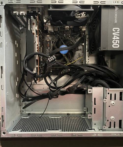 Versatile 1080P Gaming Powerhouse: Intel i5 8400, RX6600, 8GB DDR4 & 256GB SSD Entry-Level Gaming PC