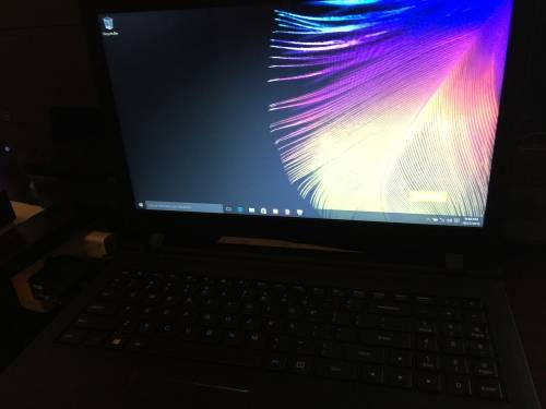 Lenovo ideapad 100 / 500GB HDD / 64Bit OS Windows 10 *SLIM LAPTOP*