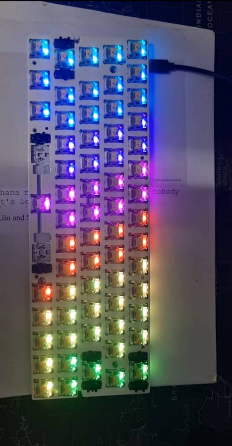 Lot keyboards and mouse