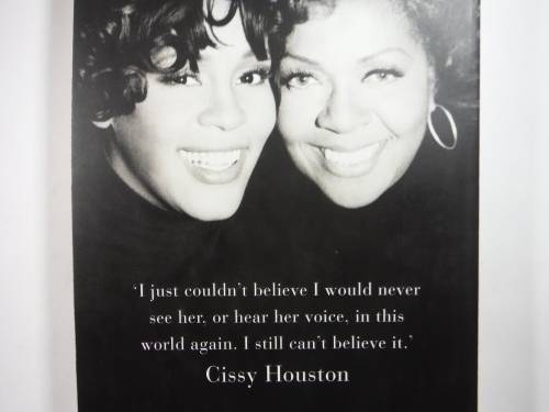 Remembering Whitney - Softcover - Cissy Houston
