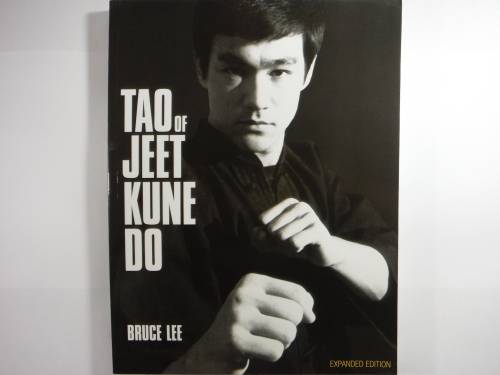 Tao of Jeet Kune Do : Expanded Edition - Bruce Lee