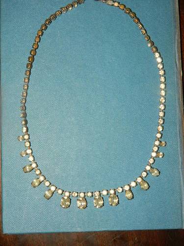 VINTAGE  NECKLACE