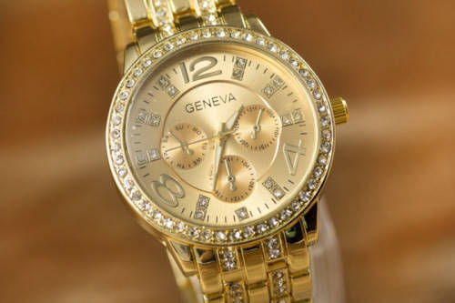 --********LADIES GENEVA* BIG DIAL*GOLD FULL BLING DESIGNER STYLE  STAINLESS STEEL QUARTZ WATCH**