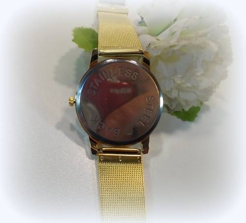 --***Womens  Gold Mesh Belt  Classic Quartz Stainless Steel Wrist Watch !!+Gold Waist belt Gift