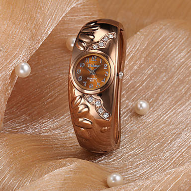 --***LADIES ** HOT FASHION *BRONZE BANGLE **QUARTZ WATCH**