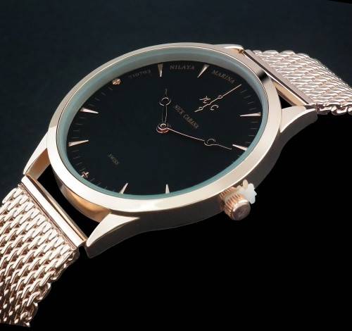 --$299 ***Men/Women Big Dial Nick Cabana Brand**Exclusive** Black Dial Gold Stainless Steel Belt.**