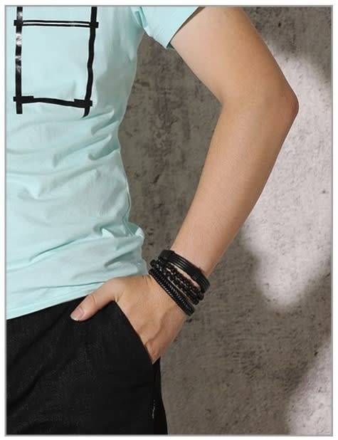 ** Men * Designer Black 4 Piece PU Leather Bracelet.*