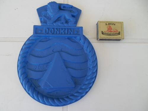 cast aluminium donkin plaque