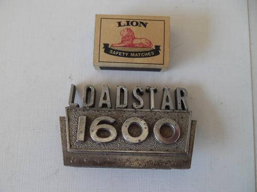 loadstar car badge
