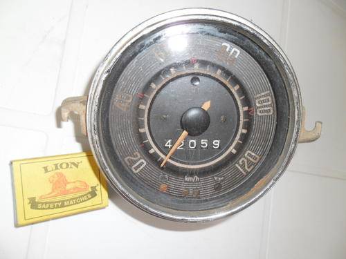 stunnind VW Beetle speedometer km/h for man cave
