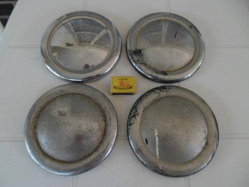 vintage 4 Mini car steel wheel caps size is 185mm wide