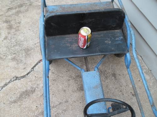 Stunning Jeep pipe petal car size is 1300 mm long weighs 16kg pick up only or arrange own courier