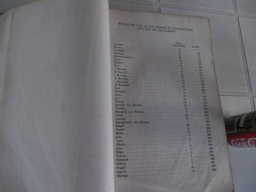 very heavy and very large 1953 Bybel weighs 5kg size 70mm thick add Postage R140