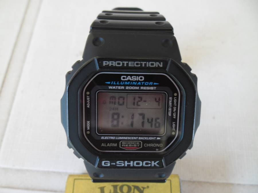 Casio G-Shock DW-5600E mens well looked after no scratches watch working