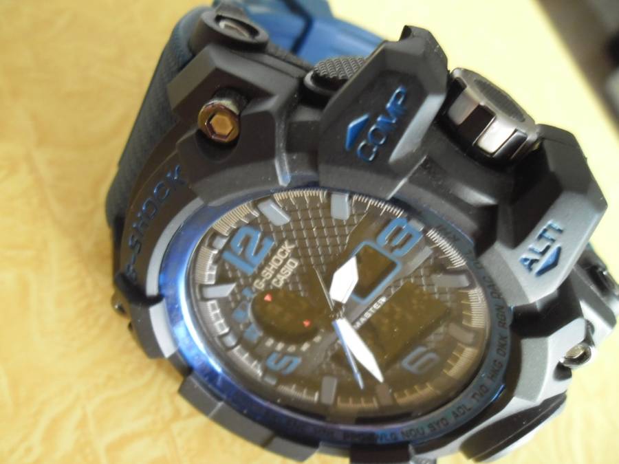 Casio G-Shock Mudmaster mens watch with no serial no. on the watch at all working