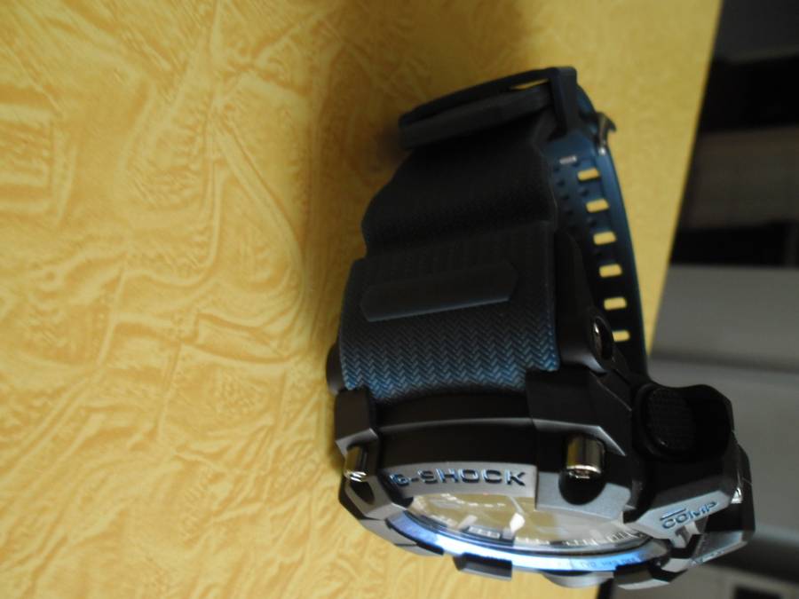 Casio G-Shock Mudmaster mens watch with no serial no. on the watch at all working