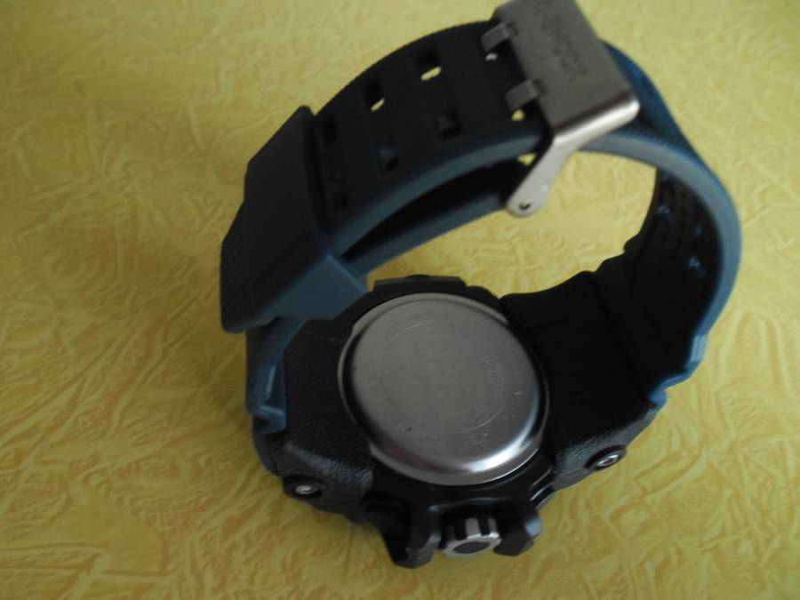 Casio G-Shock Mudmaster mens watch with no serial no. on the watch at all working