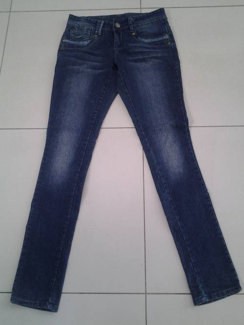 Blue "Private Property" skinny jeans - Size (6)