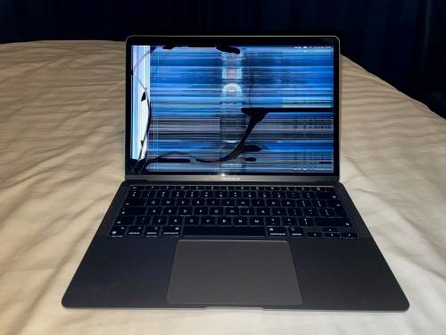 Apple Macbook Air M1 2020 **Read description**