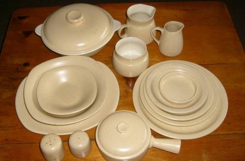 62 piece dinner and breakfast service. Vintage Rhodesian Willsgrove pottery