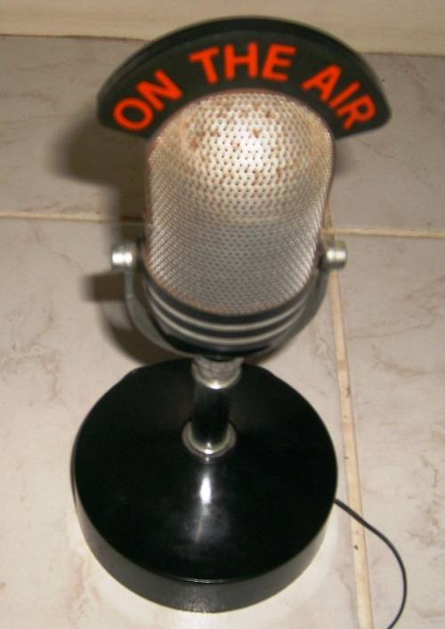 Vintage On The Air Microphone Novelty Transistor Radio