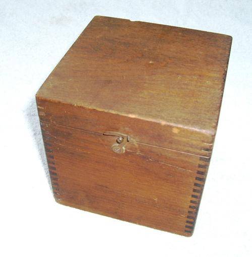 Wooden instrument box with hinged lid