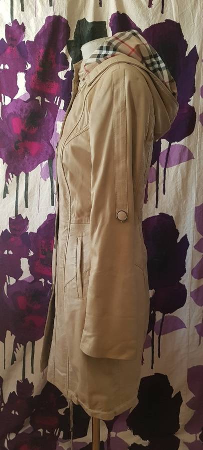 Genuine Leather Hooded jacket Size Small