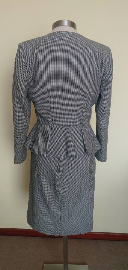 80s 2 piece Jacket and Skirt - Size 34