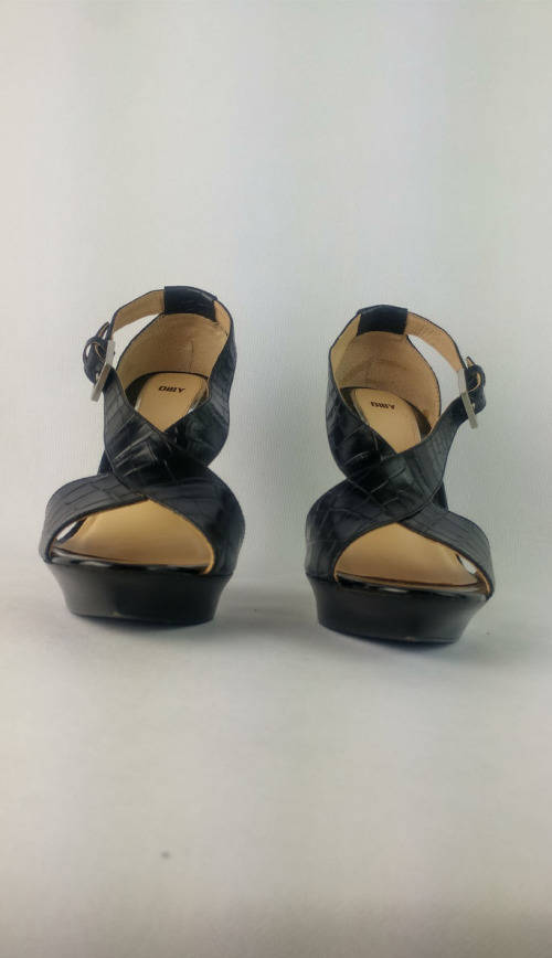DILLY Black Leather Platform Heels - Size 6