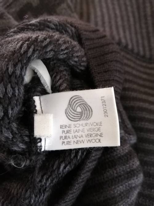 Mayser Grey and Black Wool Knit Large