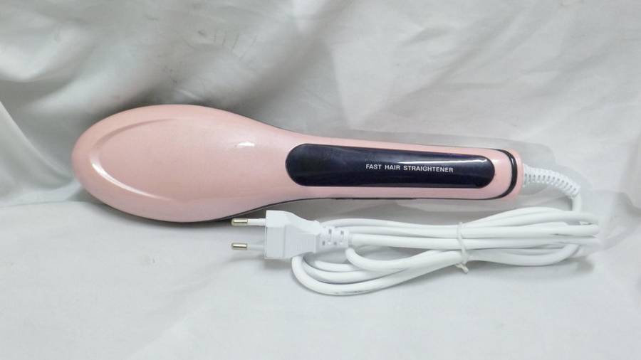 Hair straightener: brush style