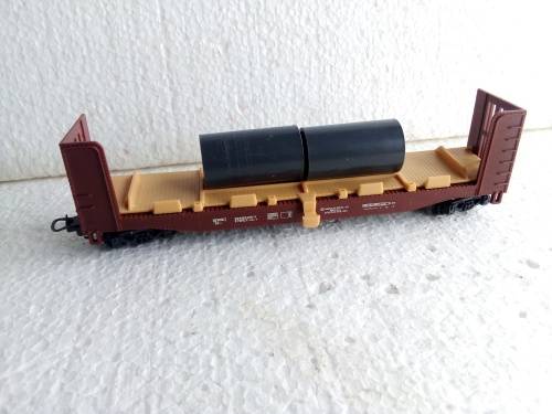 LIMA FLAT WAGON WITH DRUMS