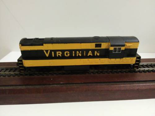 BACHMANN HO/OO SCALE VIRGINIAN FM H16-44 DIESEL