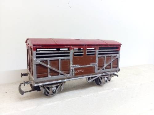 HO/OO SCALE TRI-ANG CATTLE WAGON